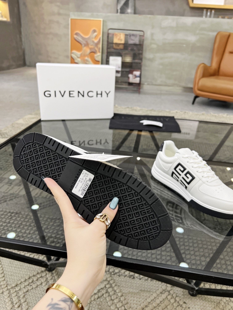 Givenchy Sneakers